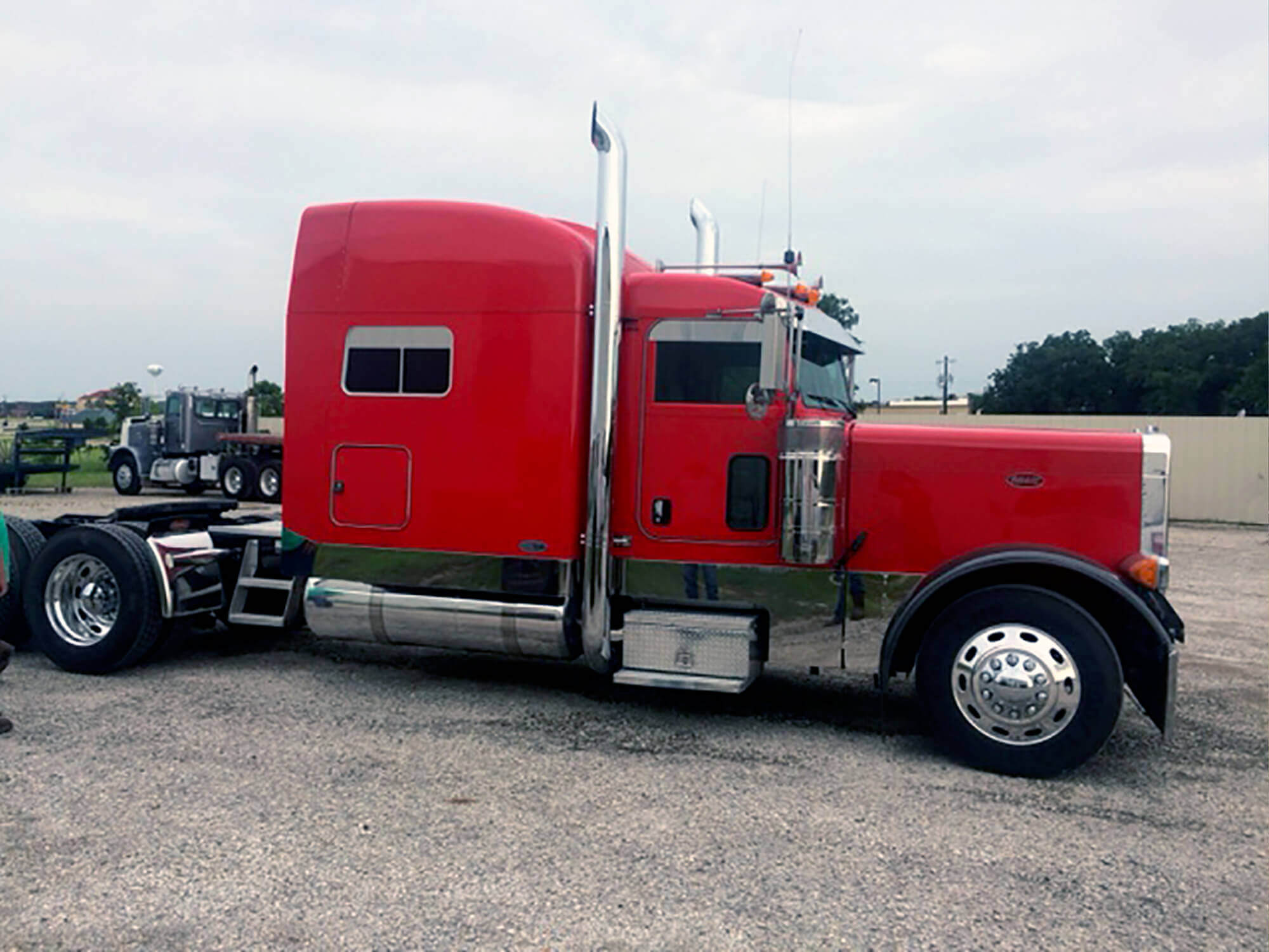 Red Sleeper Truck